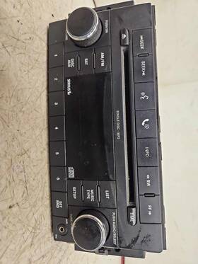 68021161ad Jeep 09-10 Patriot Audio And Visual Equip. Radio Am-fm-cd Face Plate Id Res Oem
