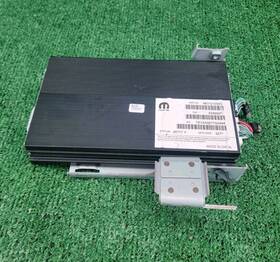 68312125ac Jeep 68312125ab 2018 Compass Mopar Audio Amplifier Oem