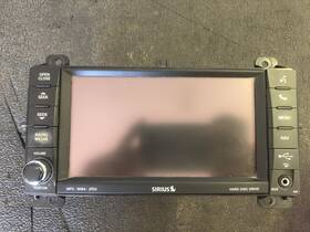 P68089010ac Jeep 2012 Grand Cherokee Radio/receiver With Display Id