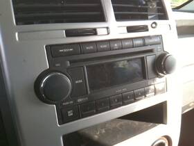 05091175ab Jeep/plymouth Truck Audio Equipment Radio Receiver Am-fm-cd-eq 6 Disc Fits 08-09 Caliber 29748963
