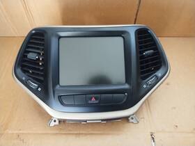 T00be059471642 Jeep 2014-2018 Cherokee Latitude Radio 8.4 Inch Display
