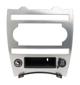 X350081060a Jeep 2006-2007 Commander Center Dash Radio Trim Bezel Model Number