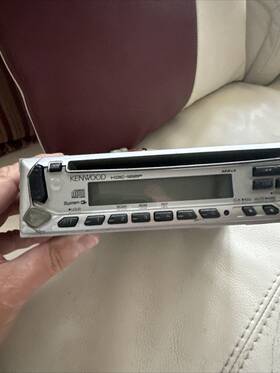 Kdc-122p Kenwood Car Stereo Cd In Dash Receiver 4 Channel X 45 Watt