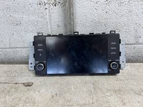 2679517k00w Kia 2023 Carnival Dash Display With Radio Control Oem Id