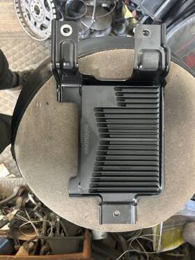 638-12322 Kia Audio Equipment Radio Amplifier Fits 20-22 Telluride 561498