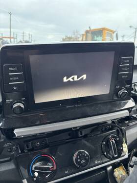 96160q5660dhv Kia 2021-2023 Seltos Audio Stereo Radio Control Display And Receiver Without Nav Oem