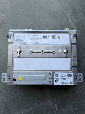 405vipaj36712 Land Rover 2024-2025 Range Evoque Radio Receiver Computer Modul