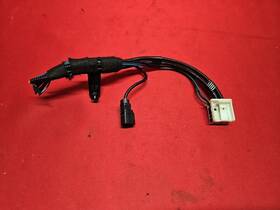 Lr071711 Land Rover 2010 - 2012 Range 10-11 Lr4 Radio Tuner Receiver Head Unit Pigtails