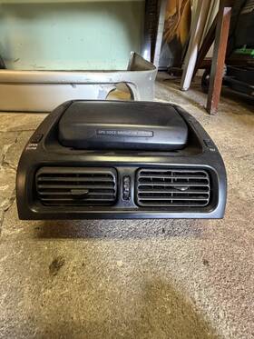 Lexus 55412 53030 2002 Is300 Gps Voice Navigation System Dash Vent Head Unit Bezel Assembly