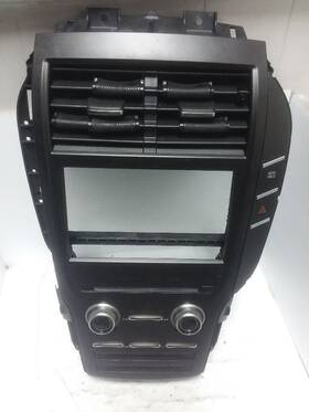 Kj7t-18e245-db Lincoln Radio And Temperature Control Panel Heated Seats Fits 19 Mkc