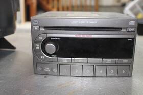 Cq-ef7360ak Matsushita Genuine Am/fm Car Radio Stereo Cd 6 Disc Player Changer