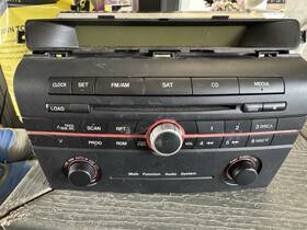 07b1b1450379 Mazda 3 Radio Stereo Cd Player Receiver Am Fm 2006 2007 Oem 9384