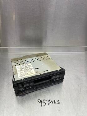 638-57428 Mazda Am/fm/cassette Radio Fits 1995 Mx-3 Precidia For Rebuild
