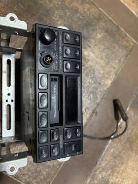 Na9b-66-9r0b Mazda 1992-1995 Miata Original Radio