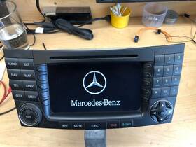 2118704889 Mercedes W211 Radio Command Unit