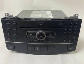2049060701 Mercedes-benz 2008-2010 C300 Radio Head Unit With Cd Player Nav. Heat Seats