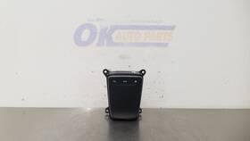 Mercedes-benz 2909000003 21 Amg Gt43 X290 Console Mounted Radio Audio Controller