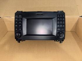 4479009005 Mercedes-benz Oem Factory Radio Navigation Screen Unit For 2019 Metris W447