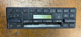 6127065 Mercedes-benz Becker Grand Prix 612 Radio Cassette Stereo W123 W124