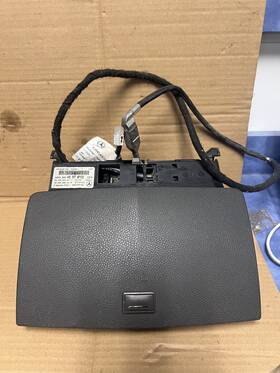 A2048204697 Mercedes-benz Oem 08-11 C300 C350 W204 Radio Navigation Pop-up Display Screen