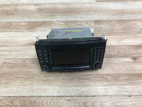 A2098206989 Mercedes-benz Oem W209 Clk350 Clk500 Clk550 Front Navigation Monitor Radio 05-09