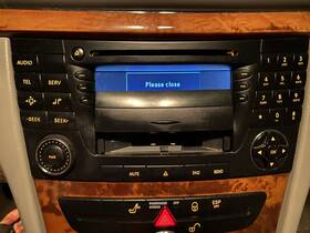 A2118209889 Mercedes-benz Oem E Class W211 Cd Radio Audio Stereo Player Head Unit