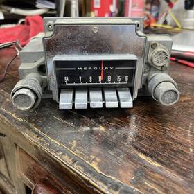 018440 Mercury 1966 Radio 6tpg 018440. Untested