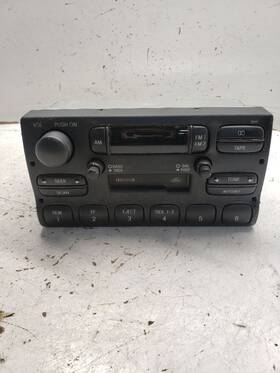 638-00976 Mercury Audio Equipment Radio Receiver Am-fm-cassette Fits 95-97 Crown Victoria 1292277