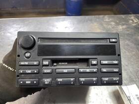 638-01536 Mercury Audio Equipment Radio Receiver Single Disc Fits 03-07 Crown Victoria 603519