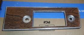 D1ma-18842 Mercury 1971 - 1972 Full Size Dash Wood Grain Radio Bezel Factory #