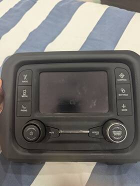 68420234ac Mopar Jeep Jl Wrangler Oem 5 In Radio 2019-2020