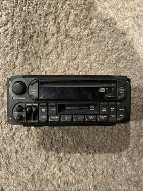 P05064125ac Mopar Oem Chrysler Dodge Jeep Cd And Cassette Tape Player Radio