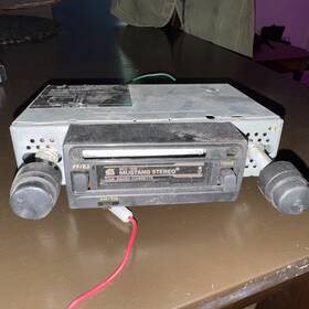 Mcr-1300 Mustang Vintage Stereo Car Cassette Player With Am/fm Radio