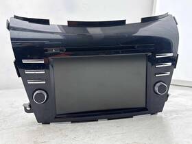 25915-9uf1c Nissan 259159uf1c 2019-2021 Murano Am Fm Cd Player Radio Receiver Display Oem