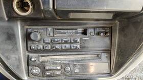 2811586g00 Nissan Trucks 1993-1995 Pathfinder Stock Radio Oem Factory Stereo