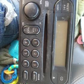 Y261809109a Nissan Xterra / Frontier 2006 Radio Cd Player Oem