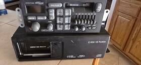 09375282 Pontiac Monsoon Radio With 12 Disk Cd Changer