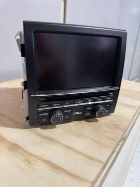95864296321 Porsche Cayenne Radio / Stereo Navigation Unit