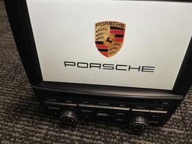 970642971 Porsche 2010-2016 Panamera Radio Reciever Unit Navigation Stereo Display Screen
