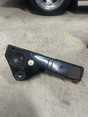 993.645.011.00 Porsche 993 Nokia Lautsprecherbox / Subwoofer 645 011 00 L R24