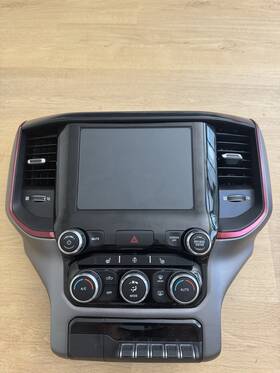 5yu513xrad Ram 1500 Uconnect 4 8.4 Inch Rebel