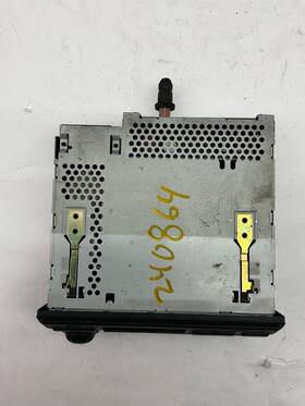 Xqd000330lnf Range Rover Audio And Visual Equip. Radio Land 02