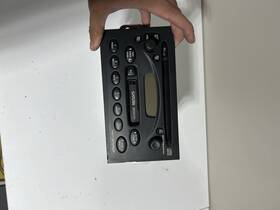 21025077 Saturn Oem Cd Cassette Am Fm Radio Stereo Control Module Unit