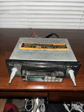 Rg-f838e Sharp 81148496 Vintage 1980s Fm/lw/am Cassette Car Stereo Radio Oldschool Retro