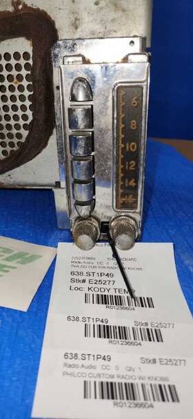 638.st1p49 Studebaker Untested Philco Custom Radio Fits 1949 Packard 1236604