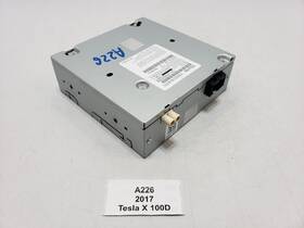 1052323 Tesla 2012-2020 Oem Model X S Satellite Radio Equipment Audio Stereo Module