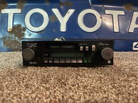 08600-00231 Toyota 82 83 Celica Oem Factory Stereo Cassette Radio Untested