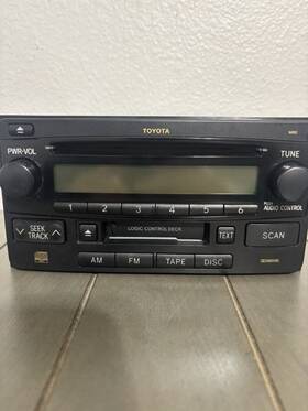 122000-60710101 Toyota Oem 86120-35281 Audio Unit Manufactured By Fujitsu Ten 2003