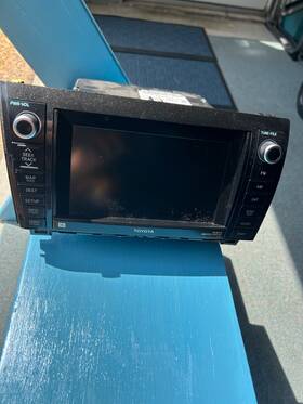 86120-0c330 Toyota 326732005043 Sequoia Tundra 2010-2013 Jbl Navigation Display Unit Oem Used