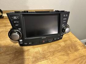462240-1746 Toyota Oem Highlander Infotainment System 2009-2012